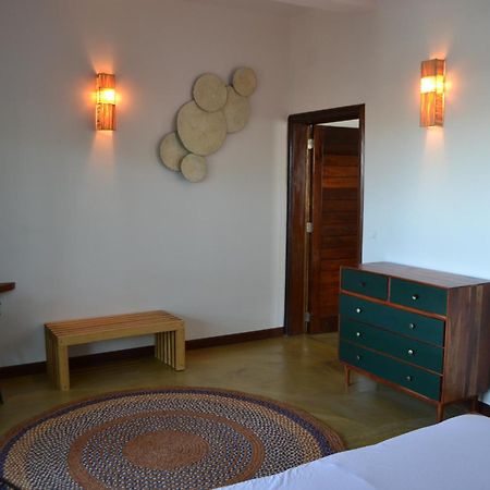 Kily House Hotel Morondava Kültér fotó