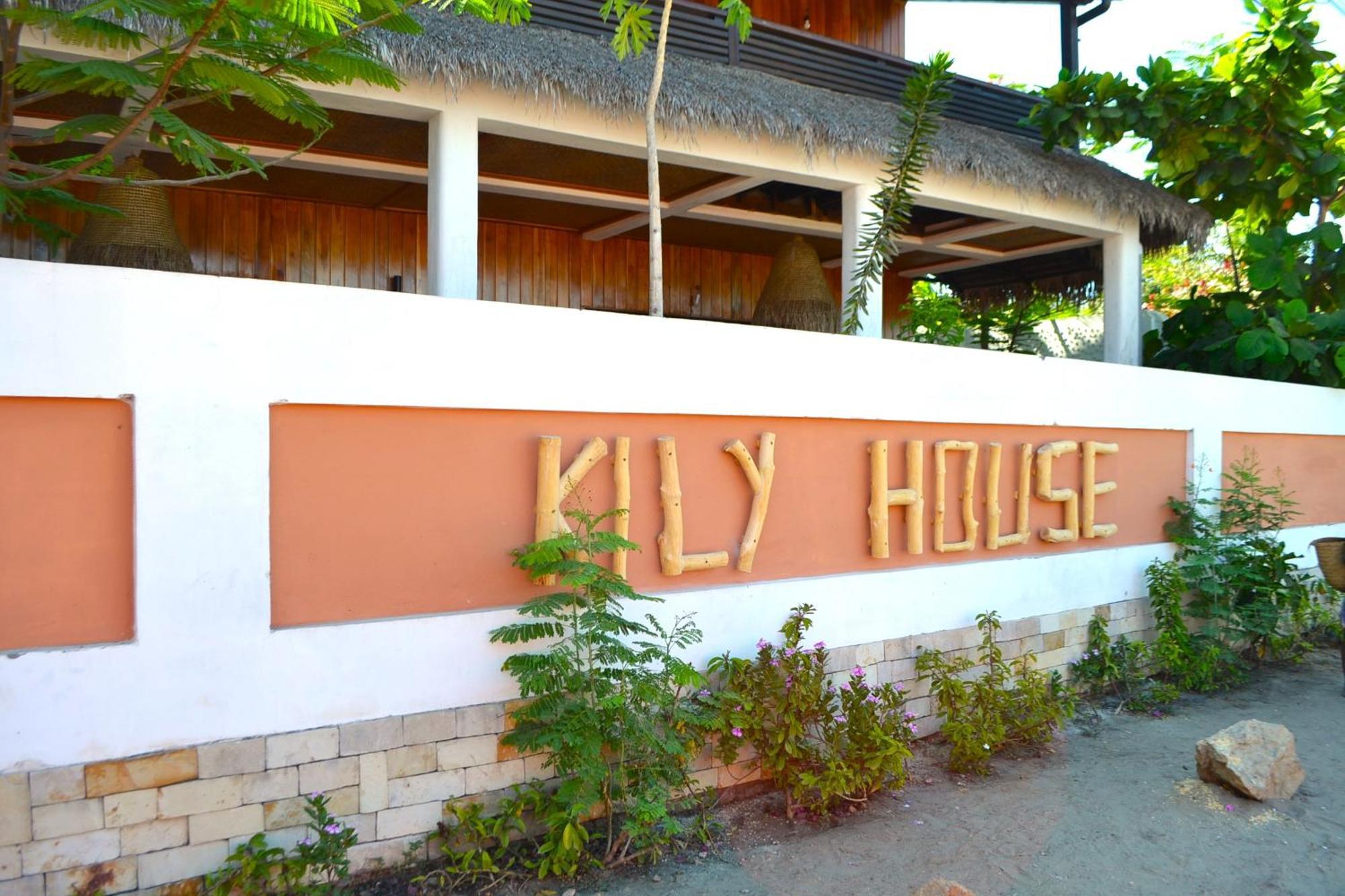 Kily House Hotel Morondava Kültér fotó